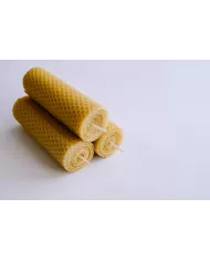 Świeca zwijana z węzy pszczelej