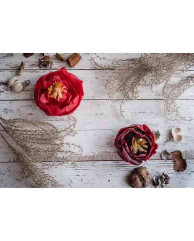 Świece z wosku pszczelego w kształcie kwiatów