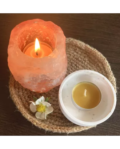 Tealight z wosku naturalnego, podgrzewacz w świeczniku ze skały solnej